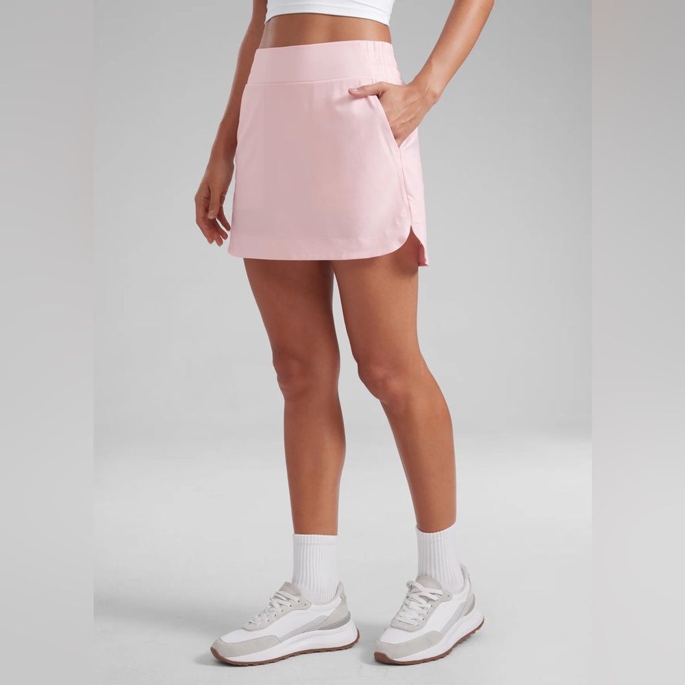 Feathery-Fit Soft Pocket High Rise Skirt 15''